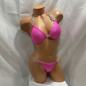 Competition bikini suit pink hologram cup size
34D XS bottom handmade